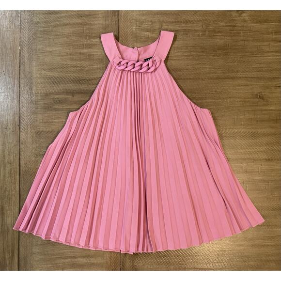 INC International Concepts Pink Pleated Chain Trim Sleeveless Top Women’s Size M - Picture 13 of 15